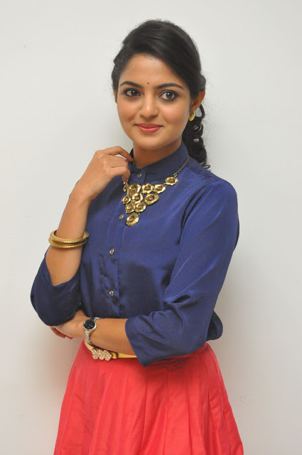 Tamil Actress Nikki Vimal Photo Gallery 41